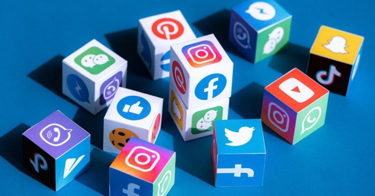 Social media logos on blocks